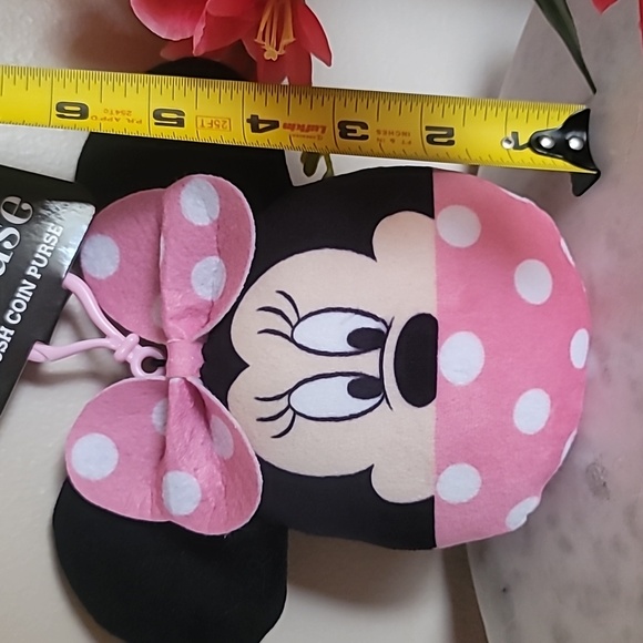 NWOT Minnie Mouse plush coin purse. - Picture 11 of 12